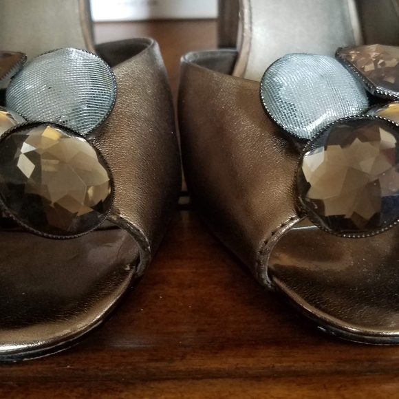 Shoes - Picture 3 of 5